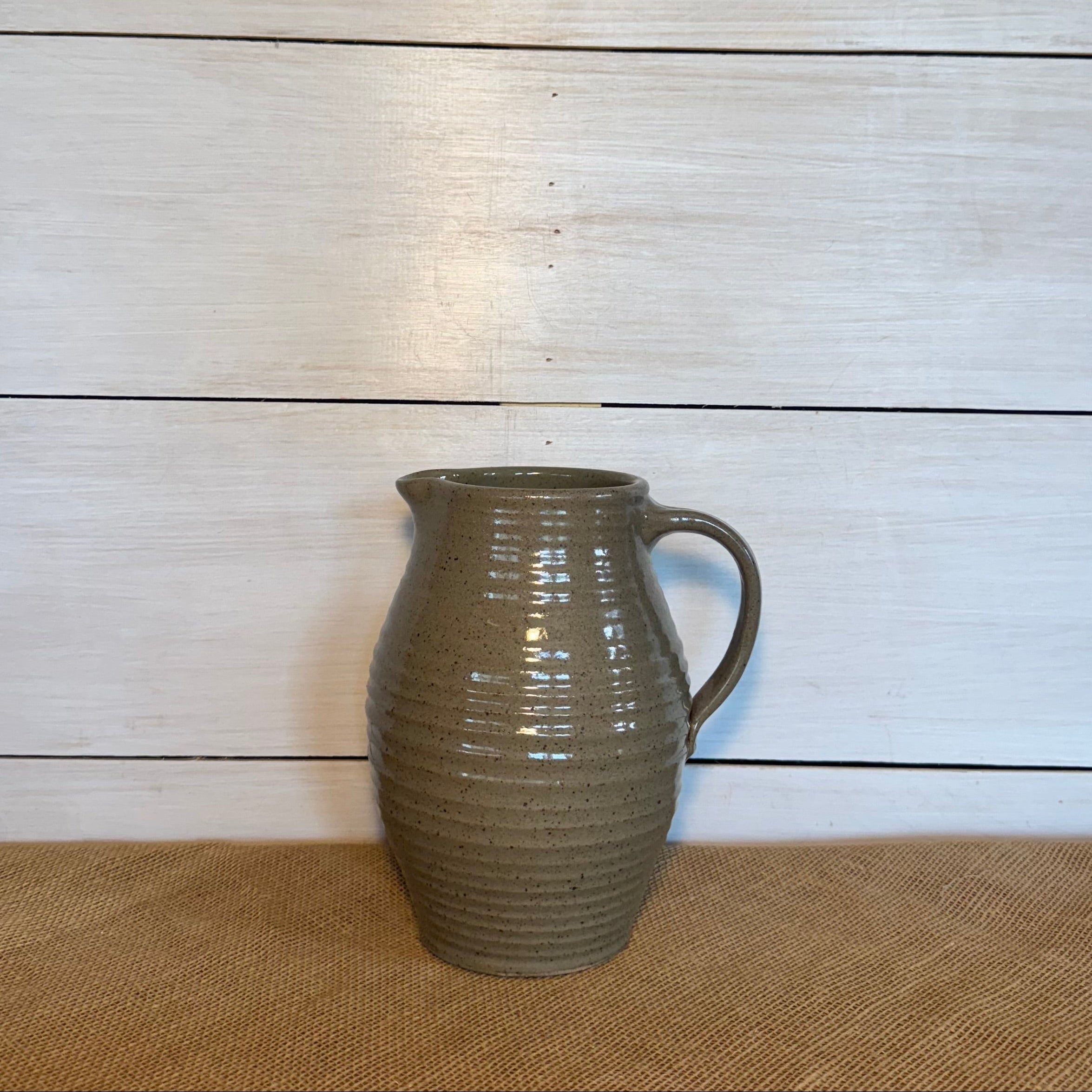Ridges Pitcher - Mocha