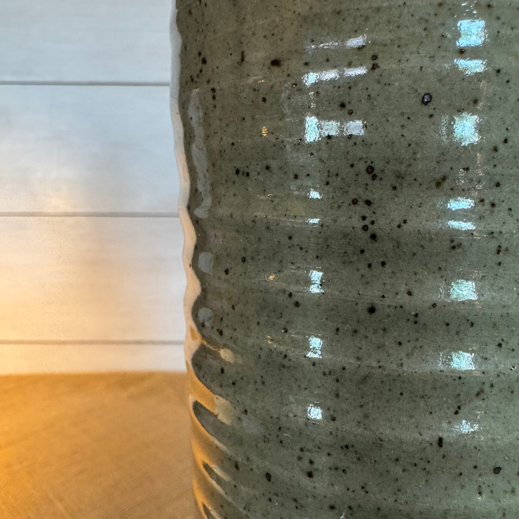 Ridges 7" Vase - Mocha
