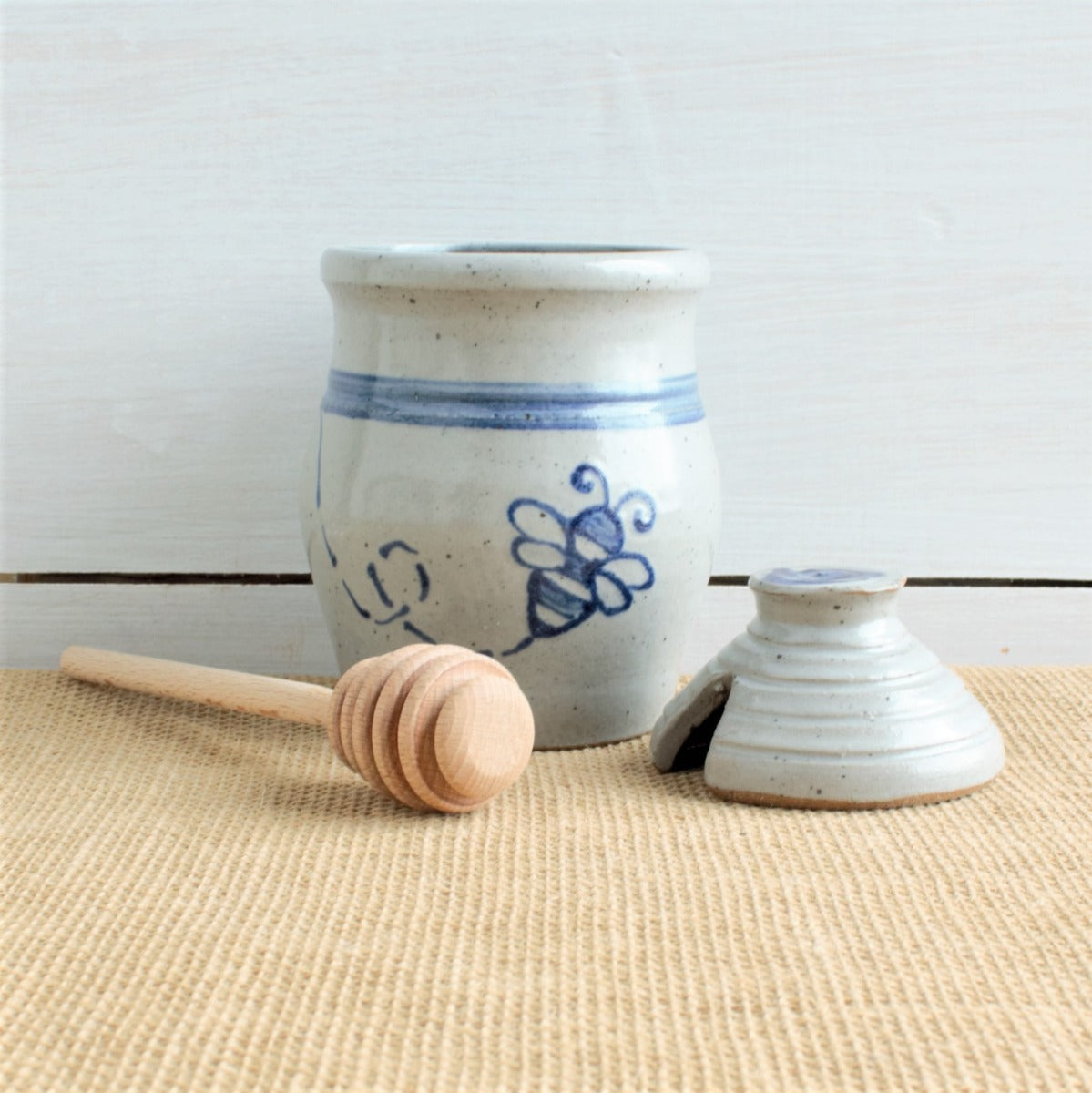 Honey Pot- Bumble Bee – Rowe Pottery