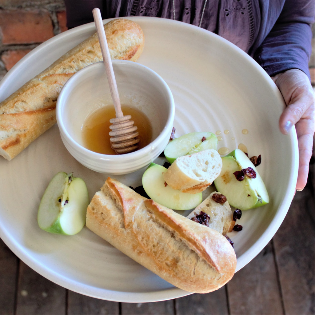 Farmhouse Ridges Chip & Dip Set- Drift White