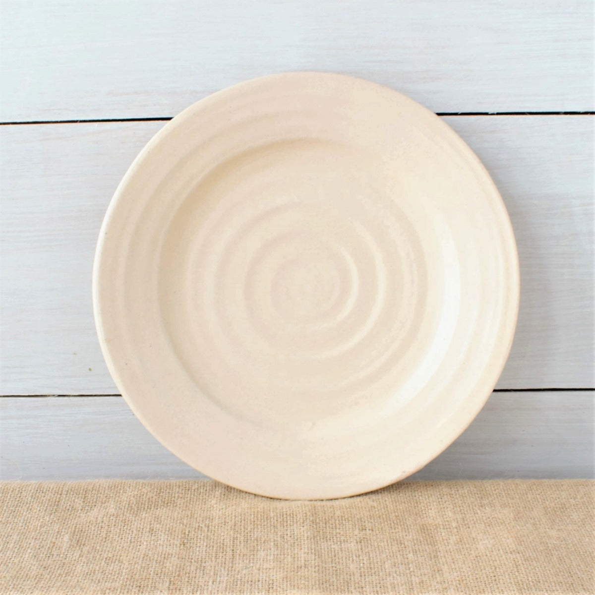 Farmhouse Ridges Dinner Plate- Drift White – Rowe Pottery