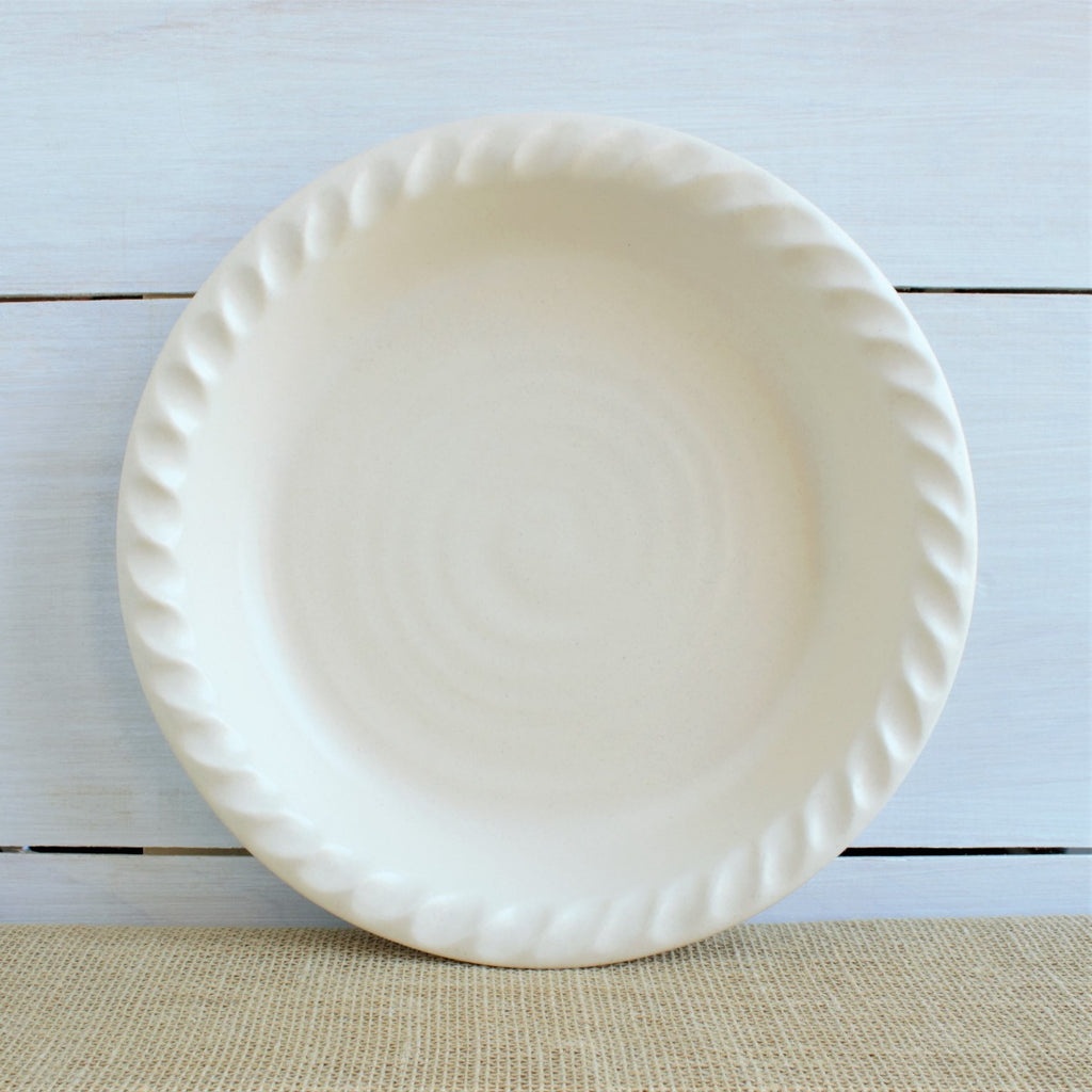 Farmhouse Ridges Pie Plate - Drift White