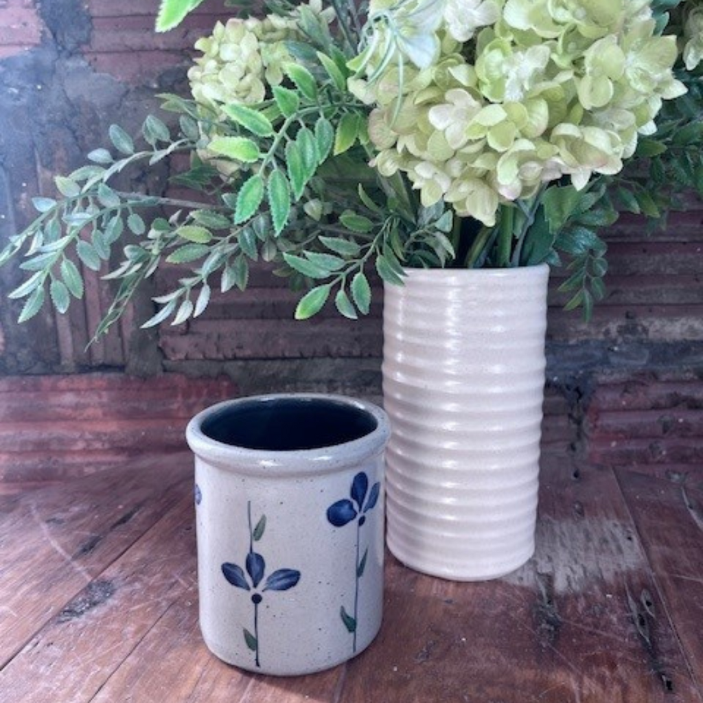 Candle Crock- Petals in Bloom