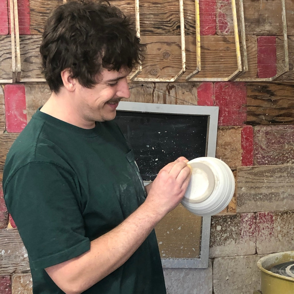 Farmhouse Ridges Salad Bowl- Drift White