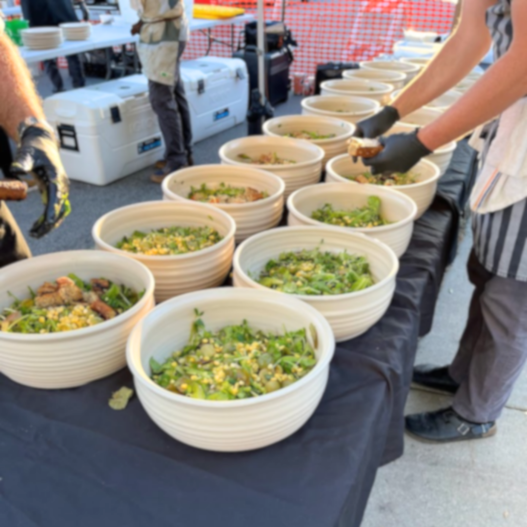 Ridges Medium Serving Bowl- Drift White