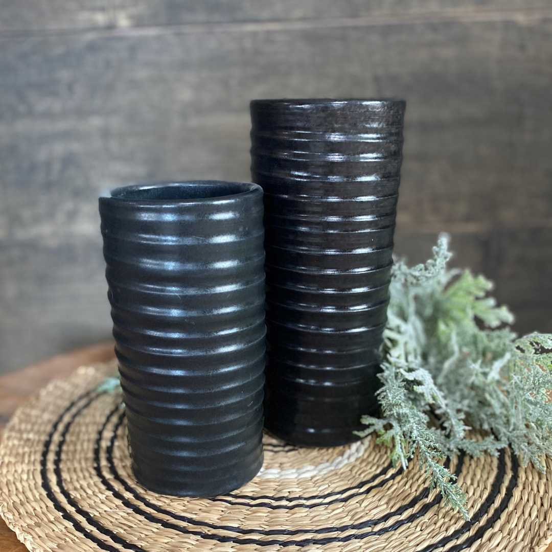 Farmhouse Ridges 9" Vase- Black Tie